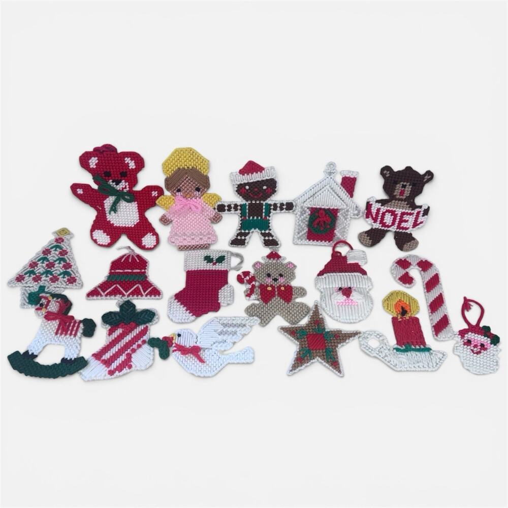17 Vtg Plastic Yarn Canvas Christmas Ornaments Santa Gingerbread Bears Handmade